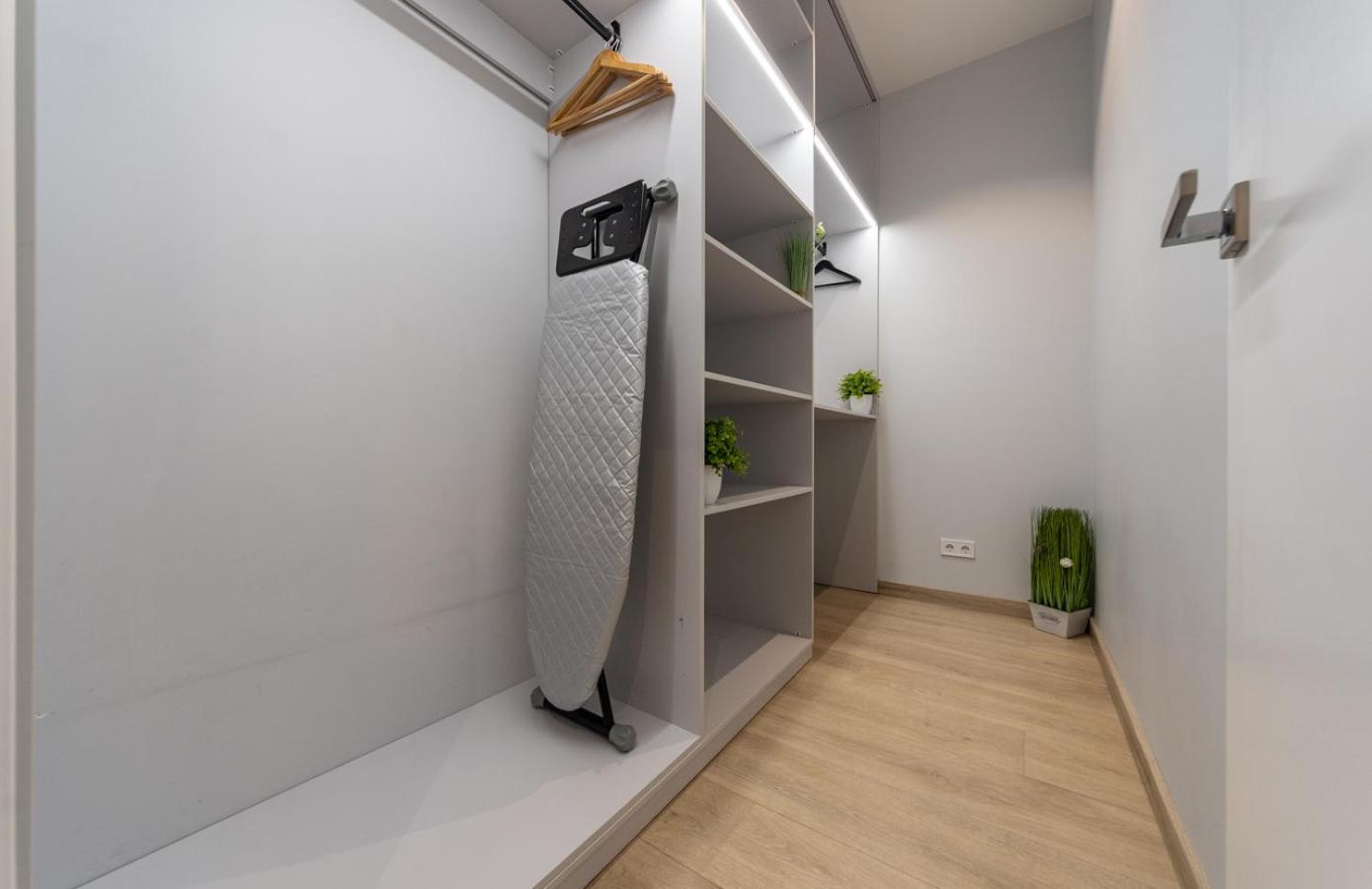 Royal Tower Residence Big Vip Apartment In Center Floor 27 Киев Екстериор снимка