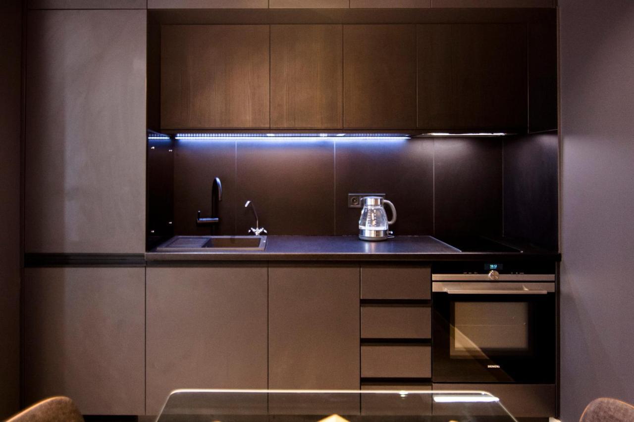 Royal Tower Residence Big Vip Apartment In Center Floor 27 Киев Екстериор снимка