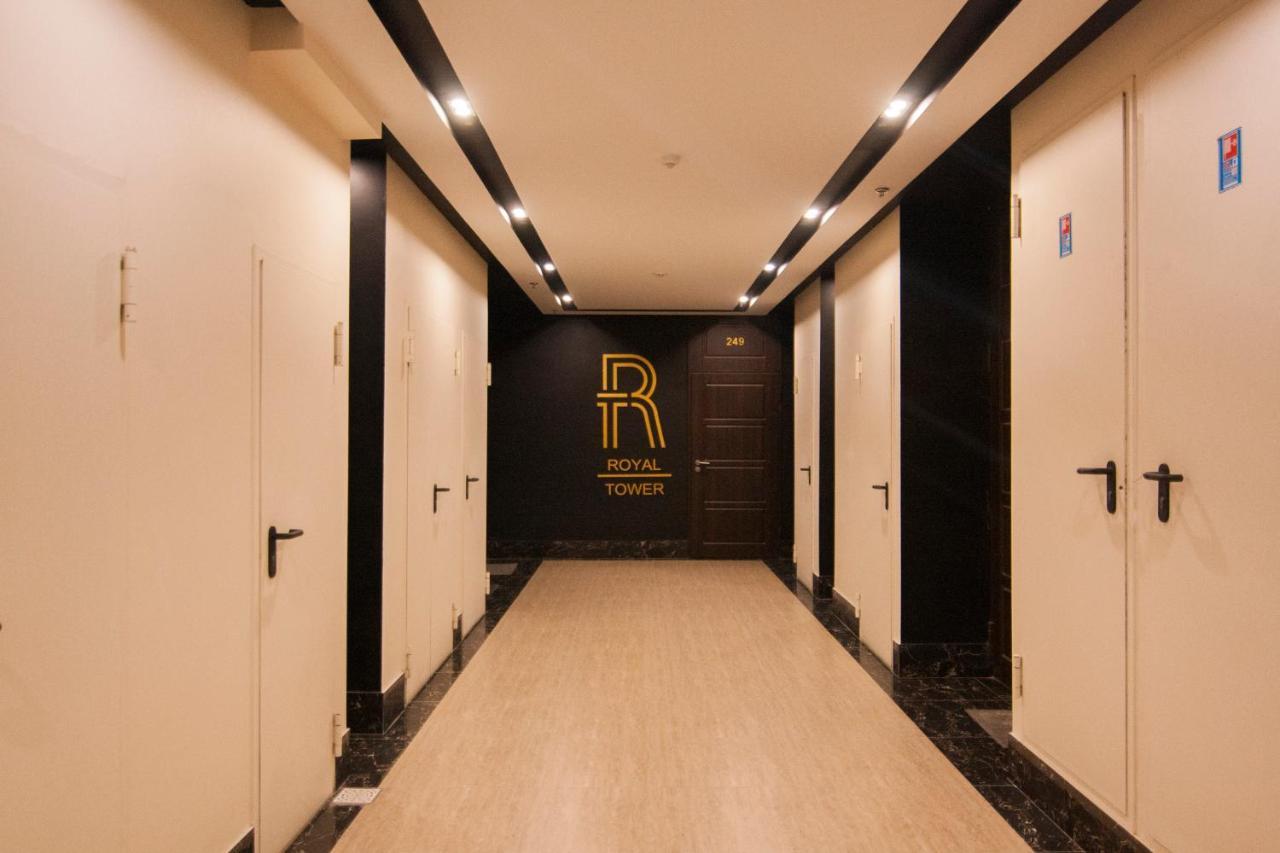 Royal Tower Residence Big Vip Apartment In Center Floor 27 Киев Екстериор снимка