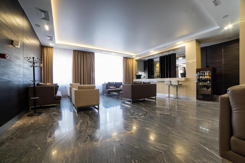 Royal Tower Residence Big Vip Apartment In Center Floor 27 Киев Екстериор снимка
