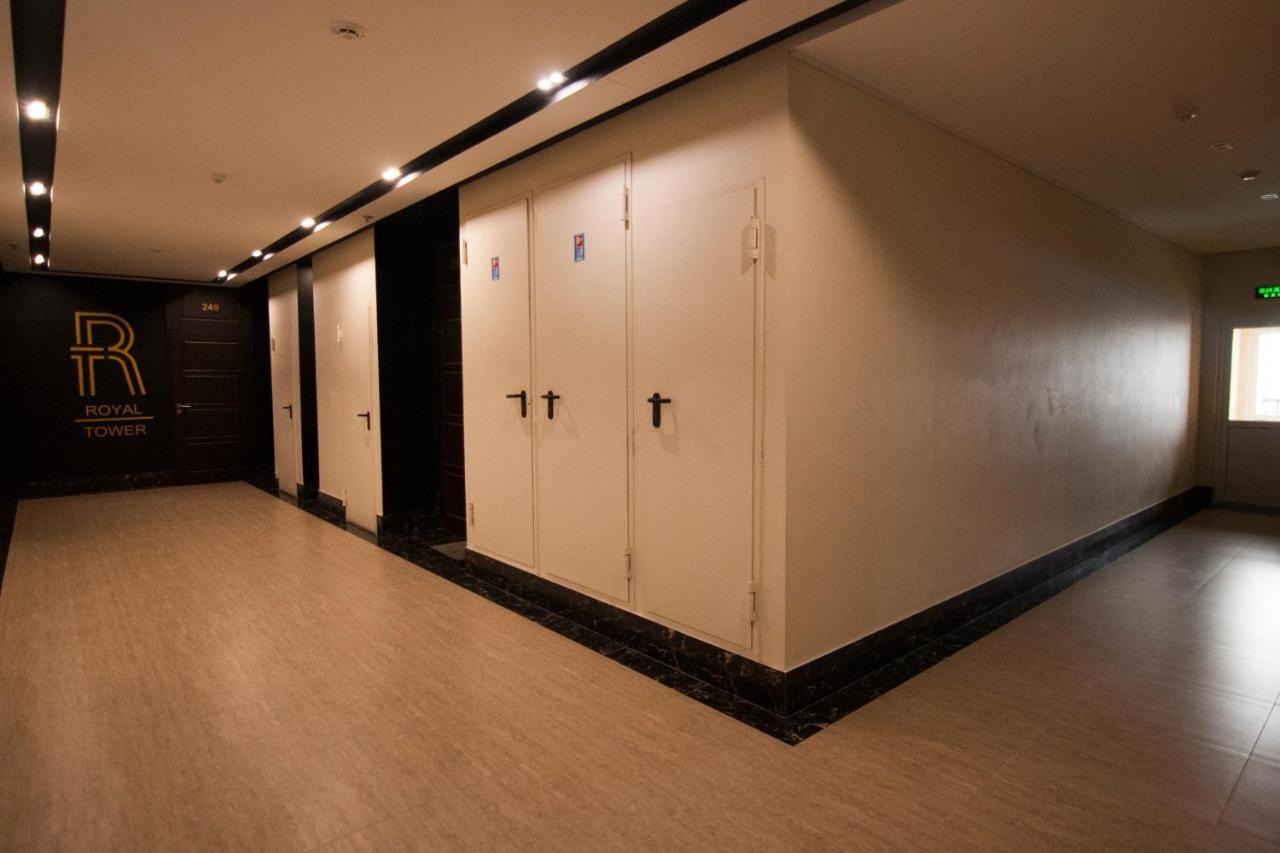 Royal Tower Residence Big Vip Apartment In Center Floor 27 Киев Екстериор снимка